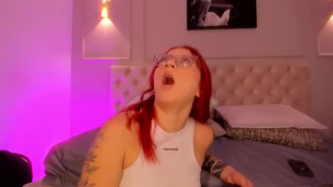 Snapshot of anniemartinezz chatting on 09-15-25, 12:16 Annie online show from 09-15-25, 12:16