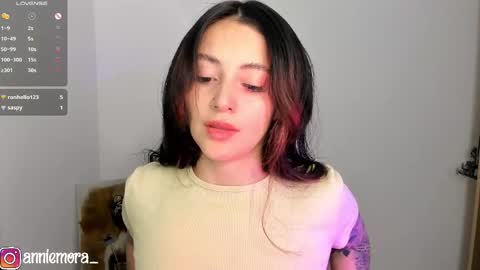 Snapshot of anniemora_ chatting on 02-21-25, 03:01 Annie online show from 02-21-25, 03:01