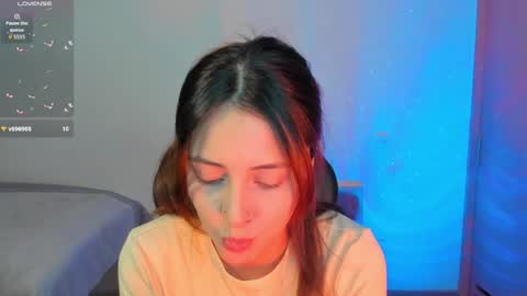 Snapshot of anniemora_ chatting on 09-24-25, 02:48 Annie online show from 09-24-25, 02:48