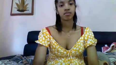anniesexy1 online show from 12-04-25, 10:02