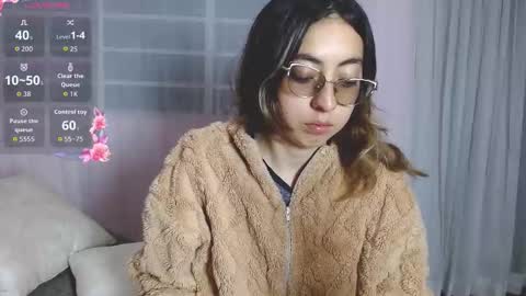 Annie Sparkle online show from 03-26-26, 12:17