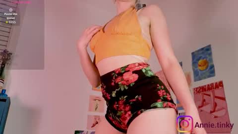 annietinky online show from 03-10-26, 02:16