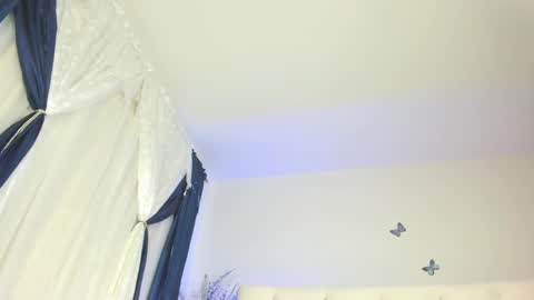 Snapshot of annigv chatting on 01-30-25, 09:04 Angels Melody online show from 01-30-25, 09:04