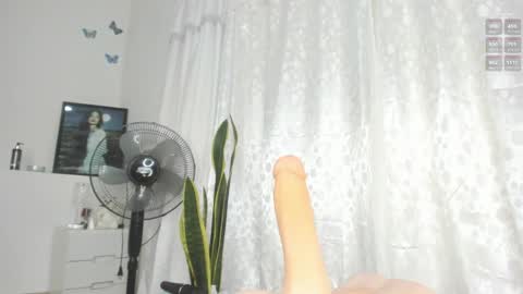 Snapshot of annigv chatting on 02-26-25, 11:20 Angels Melody online show from 02-26-25, 11:20