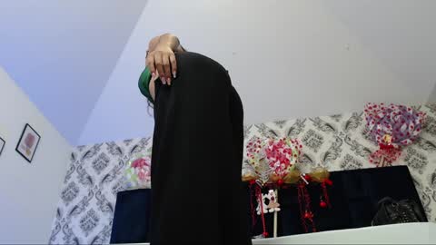 Snapshot of anniieleonhart chatting on 01-07-25, 07:49 Anniieleonhart online show from 01-07-25, 07:49