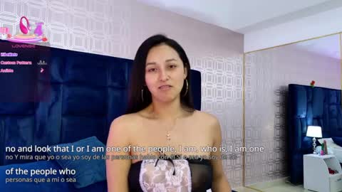 Snapshot of anniieleonhart chatting on 09-13-25, 01:55 Anniieleonhart online show from 09-13-25, 01:55