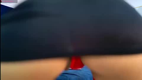 Snapshot of anniieleonhart chatting on 09-25-25, 05:27 Anniieleonhart online show from 09-25-25, 05:27