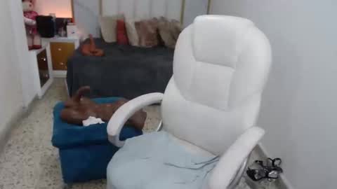 Snapshot of annita_cooper_ chatting on 12-30-24, 11:17 anna online show from 12-30-24, 11:17