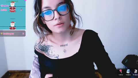 Snapshot of annittaprincess chatting on 12-20-24, 06:24 Gaby 3 online show from 12-20-24, 06:24