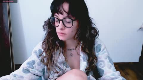 Snapshot of annittaprincess chatting on 01-10-25, 07:11 Gaby 3 online show from 01-10-25, 07:11