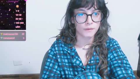 Snapshot of annittaprincess chatting on 02-05-25, 01:04 Gaby 3 online show from 02-05-25, 01:04