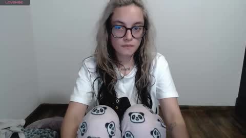 Snapshot of annittaprincess chatting on 03-10-25, 01:12 Gaby 3 online show from 03-10-25, 01:12