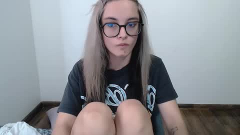 Snapshot of annittaprincess chatting on 03-11-25, 09:26 Gaby 3 online show from 03-11-25, 09:26