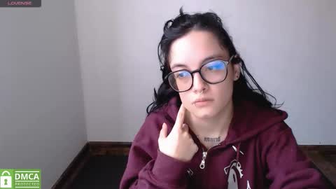 Snapshot of annittaprincess chatting on 11-13-25, 07:35 Gaby 3 online show from 11-13-25, 07:35