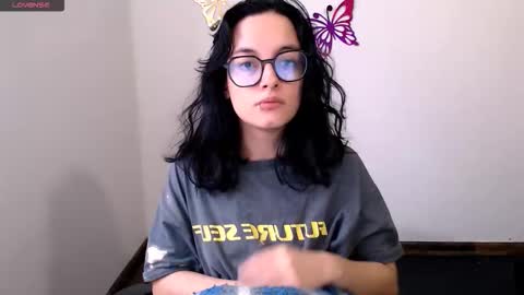 Snapshot of annittaprincess chatting on 12-13-25, 07:53 Gaby 3 online show from 12-13-25, 07:53