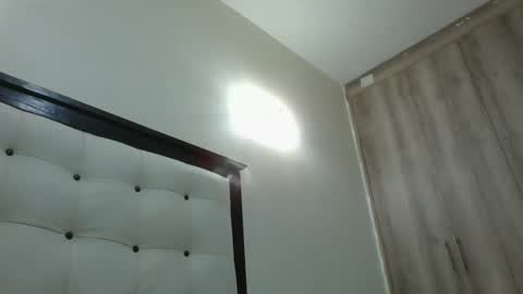 annlance online show from 05-11-26, 04:26