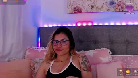 Antonella Lee online show from 10-15-25, 06:02