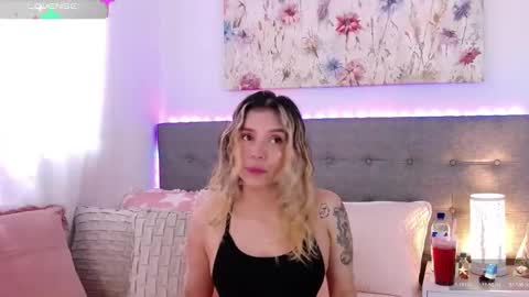 Antonella Lee online show from 03-06-26, 04:47