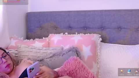 Snapshot of anntonellalee chatting on 05-11-26, 05:10 Antonella Lee online show from 05-11-26, 05:10