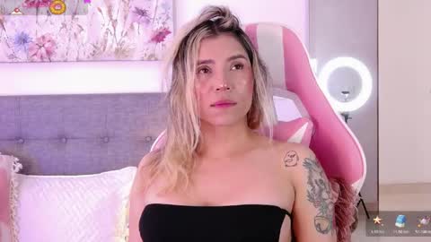 Snapshot of anntonellalee chatting on 05-12-26, 04:59 Antonella Lee online show from 05-12-26, 04:59