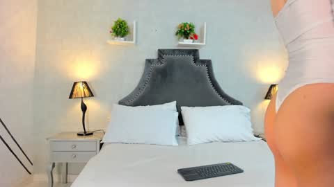 Anntonia Woods  online show from 12-31-24, 12:57