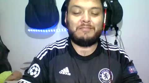 Snapshot of annubixxx69 chatting on 11-14-25, 06:23 lion kennedy independent model moderator online show from 11-14-25, 06:23