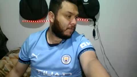 Snapshot of annubixxx69 chatting on 11-19-25, 03:50 lion kennedy independent model moderator online show from 11-19-25, 03:50