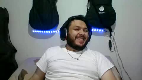 Snapshot of annubixxx69 chatting on 11-22-25, 05:06 lion kennedy independent model moderator online show from 11-22-25, 05:06