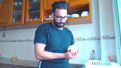 Snapshot of annuler_9 chatting on 02-12-25, 08:49 adrenalinE online show from 02-12-25, 08:49