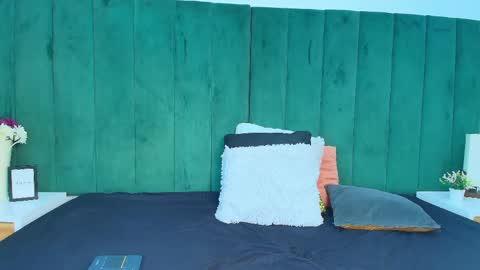 ANNY  DAREN online show from 05-10-26, 07:41