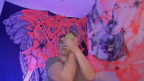Snapshot of anny_ferrer1 chatting on 10-24-25, 10:39 Hello  Open Pvt  Moans from lovense  Tell me  Fav 14 34 69  Especial level 34 online show from 10-24-25, 10:39