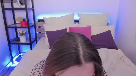 Anna online show from 12-10-24, 07:37