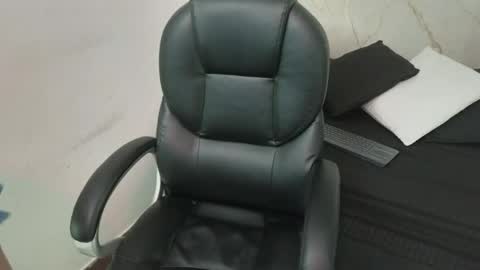 Anny online show from 11-10-25, 12:42