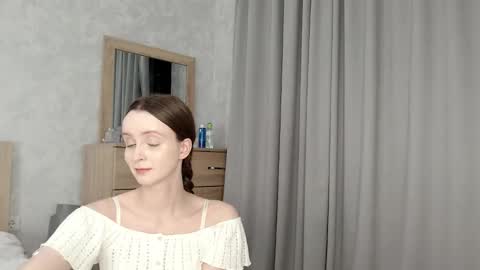 Snapshot of anny_meow chatting on 10-25-25, 06:35 Ann  My current schedule is below  online show from 10-25-25, 06:35