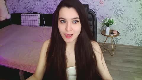 Annie online show from 01-06-25, 01:20