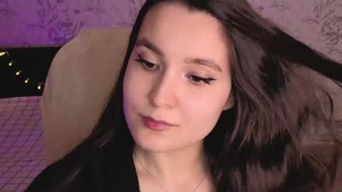 Annie online show from 05-30-26, 01:25