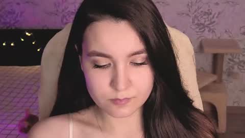 Annie online show from 06-16-26, 10:34