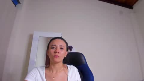  Valeria  online show from 12-17-25, 04:51
