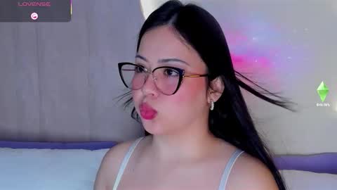 A N N Y E  online show from 11-10-25, 01:10