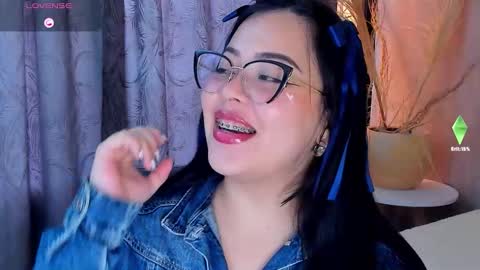 A N N Y E  online show from 11-25-25, 01:00