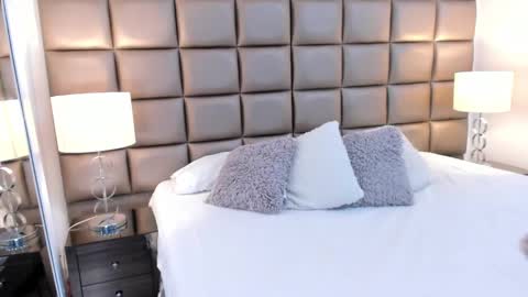 Snapshot of annyhizzle chatting on 01-29-25, 09:50 online show from 01-29-25, 09:50