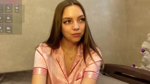 Snapshot of annyislovely chatting on 01-23-25, 05:45 annyislovely online show from 01-23-25, 05:45