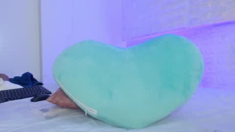 Snapshot of annyluna1 chatting on 01-13-25, 07:21 Annyluna online show from 01-13-25, 07:21