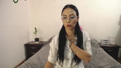 Anny online show from 01-25-25, 11:32