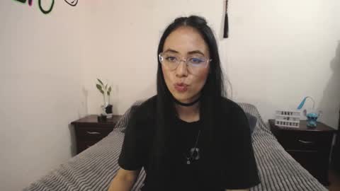 Anny online show from 02-13-25, 12:24