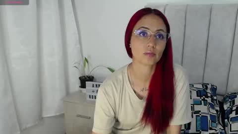 Anny online show from 10-07-25, 03:36