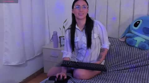 Anny online show from 11-20-25, 10:09