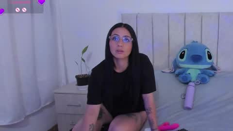 Anny online show from 11-21-25, 10:19