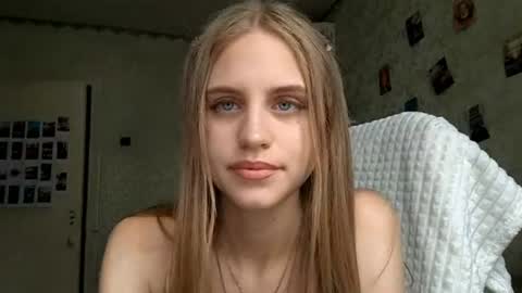 AnnySunshinee online show from 06-29-26, 10:15