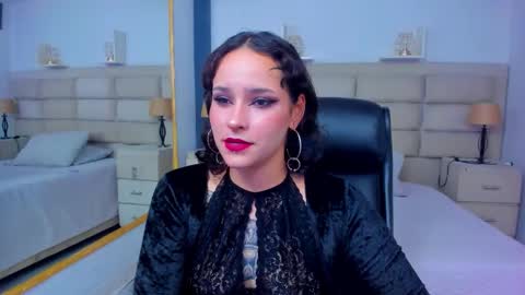 AnnyT online show from 10-14-25, 09:04